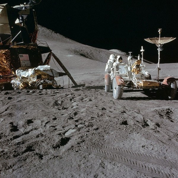 Picture 14 of Vivid images of space astronauts