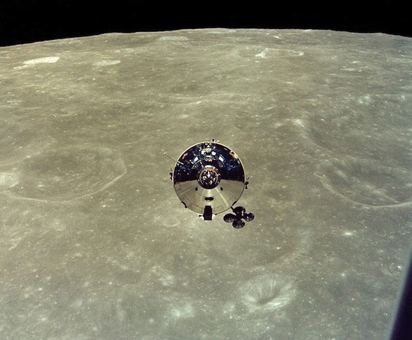Picture 7 of Vivid images of space astronauts