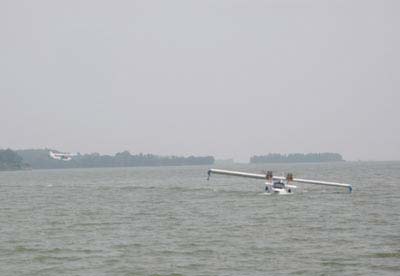Picture 1 of VNS-41 hovercraft checked at Tri An lake