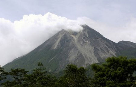 Picture 4 of Volcanoes, tsunami Indonesia killed 182 people
