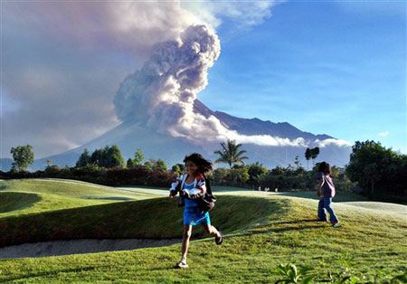 Picture 6 of Volcanoes, tsunami Indonesia killed 182 people