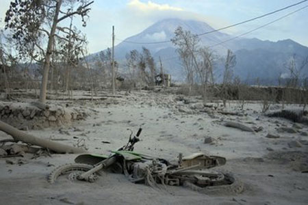 Picture 7 of Volcanoes, tsunami Indonesia killed 182 people