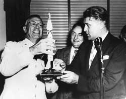 Picture 5 of Von Braun - Space program
