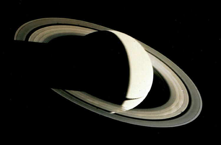 Picture 4 of Voyager 1 overview