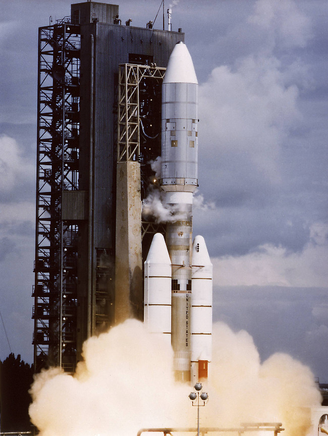 Picture 2 of Voyager 2 overview