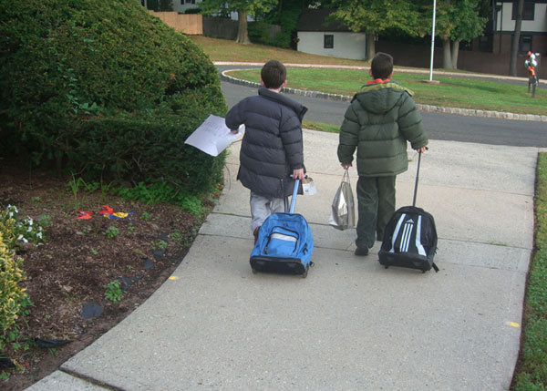 Picture 1 of Walking to school will help children be smarter