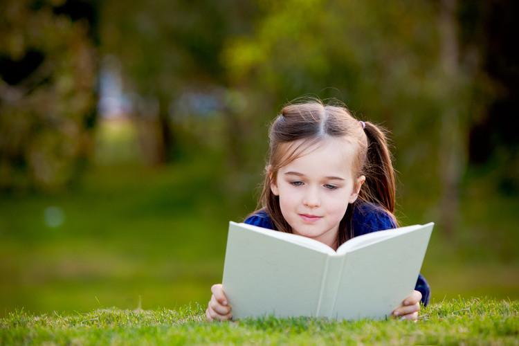 Picture 3 of Want to live longer, read more books