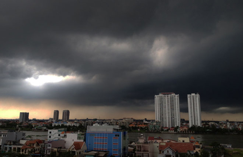 Picture 1 of Warning of heavy rain, thunderstorms in Hanoi