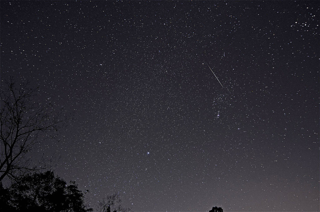 Picture 8 of Watch Geminid meteor shower 2015 worldwide