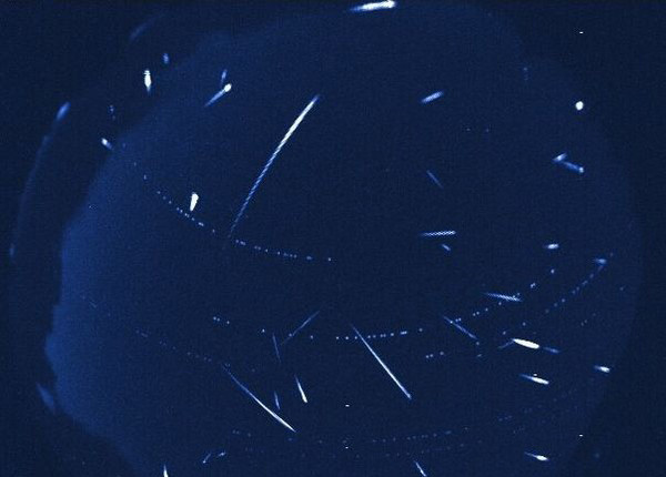 Picture 3 of Watch the first meteor shower in 2015 in Vietnam