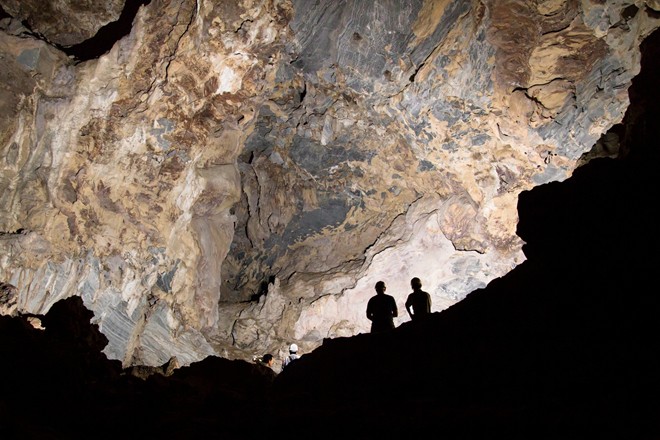 Picture 7 of Watch the giant virtual stalactites in Tien cave