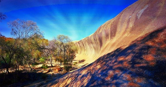 Picture 1 of Watch the magical rocky area with beautiful ripples