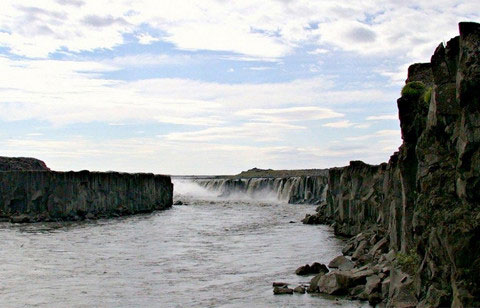 Picture 3 of Waterfalls are the most intense in Europe