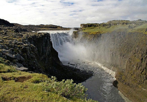 Picture 8 of Waterfalls are the most intense in Europe