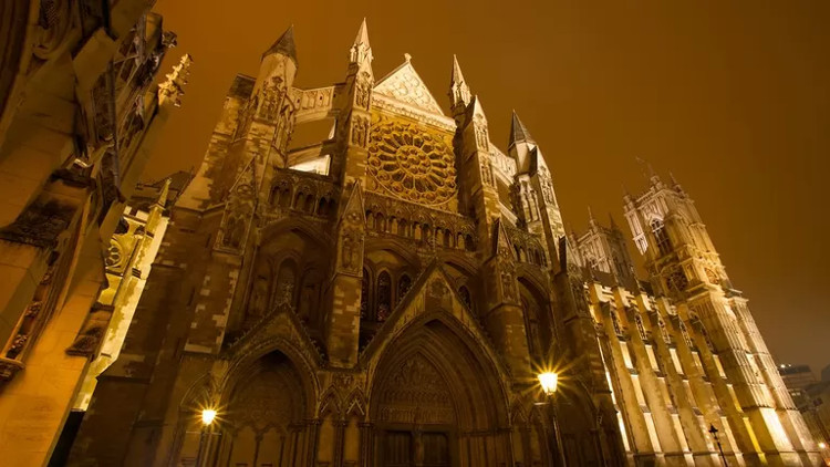 Picture 4 of Westminster Abbey - Resting place of British legends