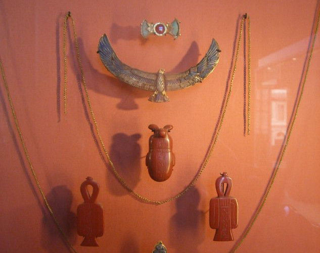 Picture 2 of What do ancient people do to bring souls to the afterlife?