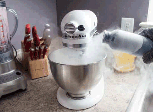 Picture 3 of What happens if you fall into a liquid nitrogen tank?