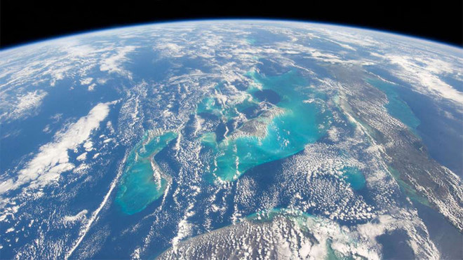 Picture 1 of What if water on Earth is depleted to pour into Mars?