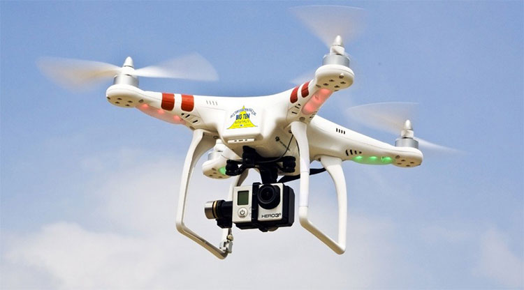 Picture 6 of What is a UAV (drone), how does one control it and what can it be used for?