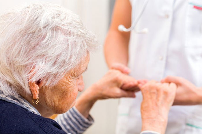 Picture 1 of What is dementia?