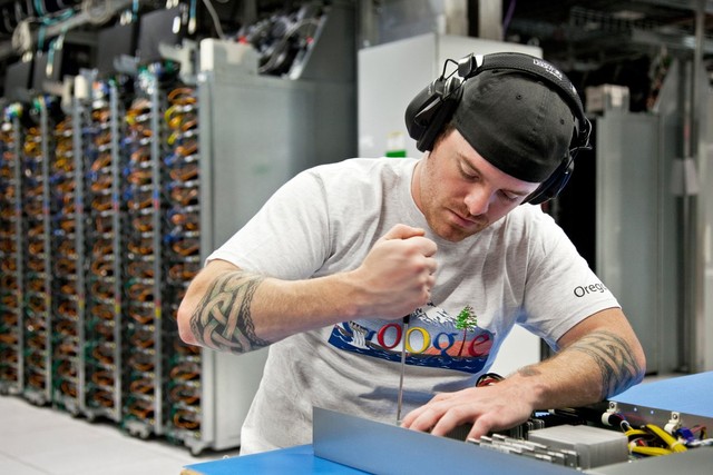 Picture 13 of What is inside Google data center?
