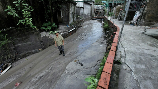 Picture 12 of What is left after the terrible mud flood over