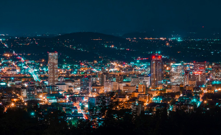 Picture 3 of What is light pollution?  How to reduce light pollution