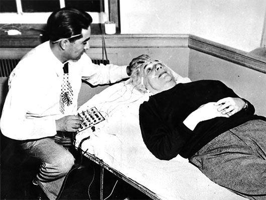 Picture 2 of What scientists did with Albert Einstein's brain