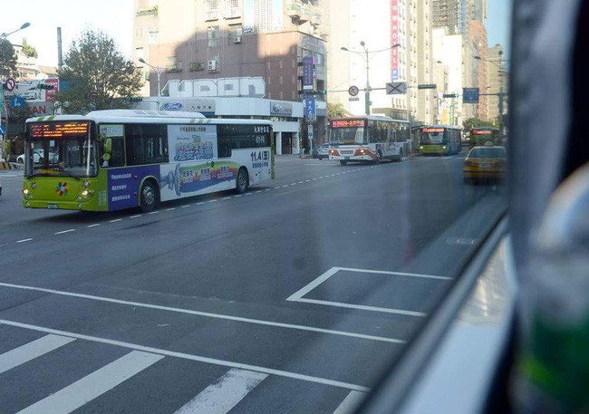 Picture 3 of What you don't know about BRT super fast bus systems around the world