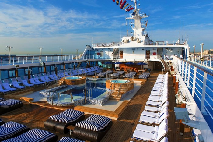 Picture 6 of What's inside the 8 most luxurious yachts in the world?