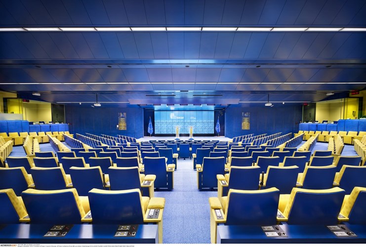 Picture 8 of What's inside the 8 most powerful rooms in the world?