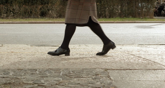 Picture 1 of When worried, people tend to deviate to the left