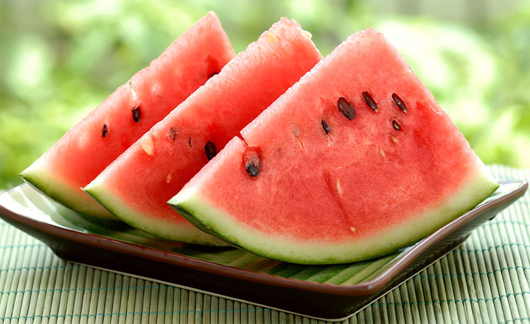 Picture 2 of Who should not eat watermelon?
