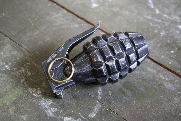 Picture 2 of Why are old grenades grooved while some are completely sleek?