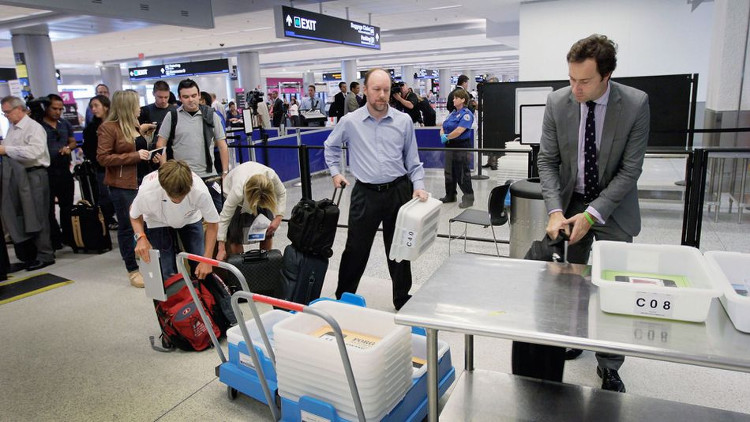 Picture 1 of Why can terrorists bring disguised bombs into laptops over the airport without being detected?