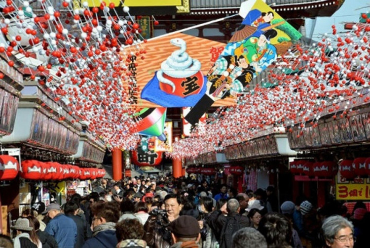 Picture 3 of Why did Japan give up the traditional Tet?