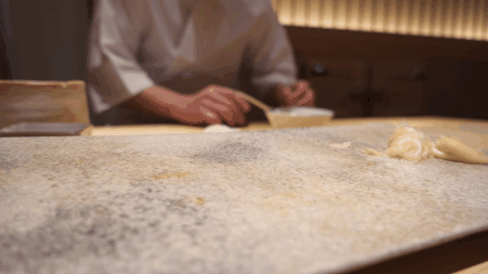Picture 4 of Why does Japan take a decade to train a professional sushi chef?