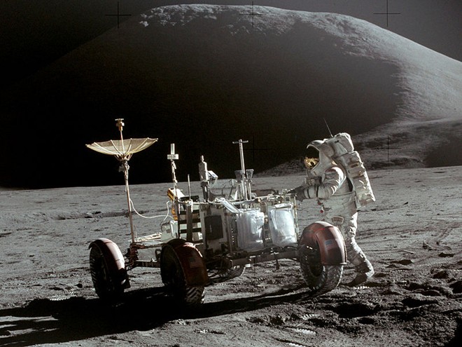Picture 2 of Why haven't humans returned to the Moon?