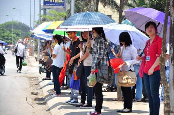 Picture 2 of Why is Hanoi and North and Central hot and hot?