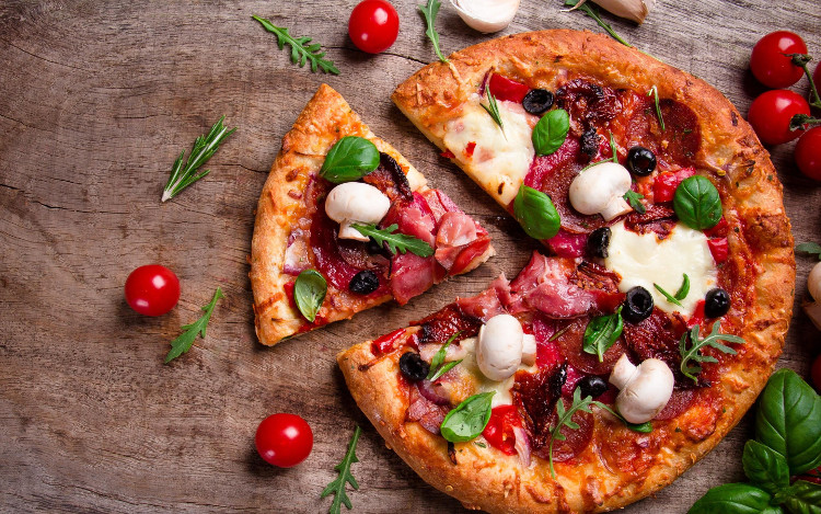 Picture 1 of Why is Pizza so popular in America?