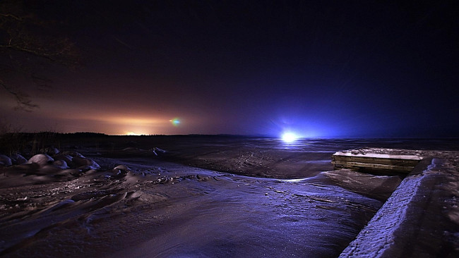 Picture 1 of Why is the night sky black?
