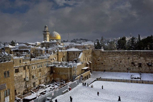Picture 3 of Why is unusual snowfall in Vietnam, Egypt and the Middle East?