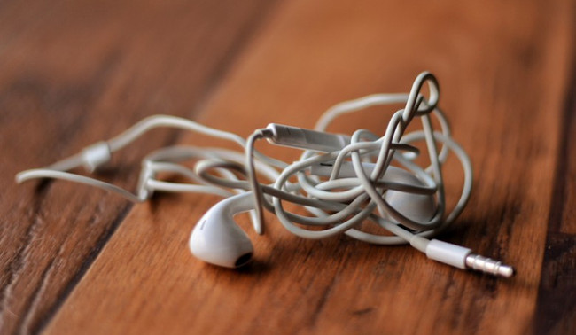Picture 1 of Why is your headphone coil always self-messed up even if it doesn't touch at all?