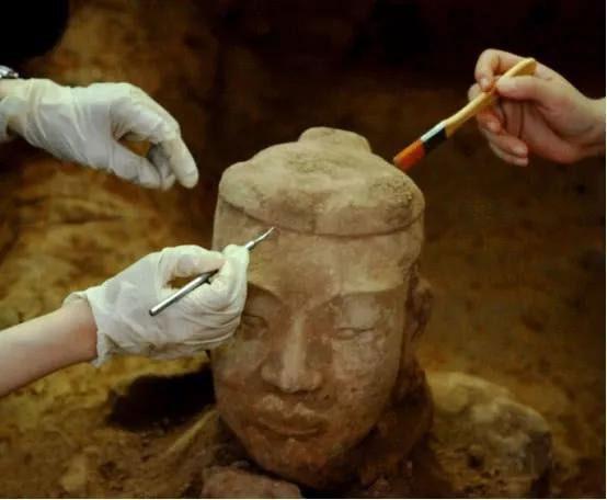 Picture 5 of Why not break the wall between terracotta warriors in Mausoleum of Qin Shihuang?