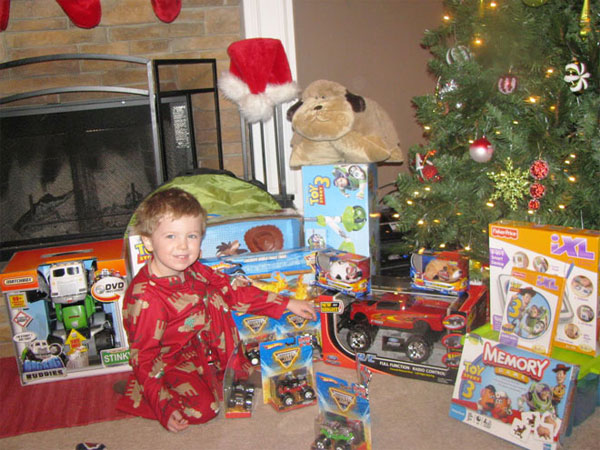 Picture 1 of Why not buy too many gifts for young children?