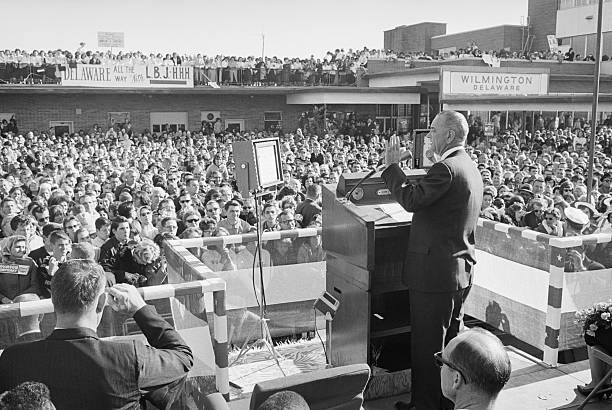 Picture 4 of Word prompter - a powerful assistant of politicians