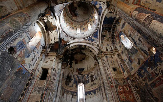 Picture 1 of World cultural heritages are in danger of disappearing