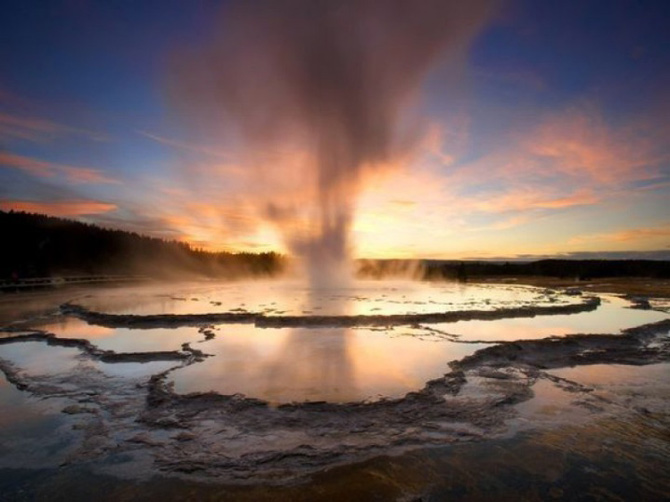 Picture 2 of Yellowstone National Park - United States of America