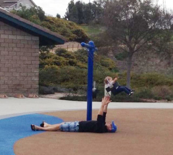 Picture 24 of You can't stop laughing with the 30 most lazy people in the world