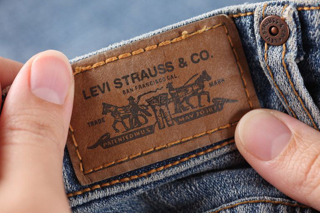 Picture 3 of You know, what is the use of the skin behind the jeans?